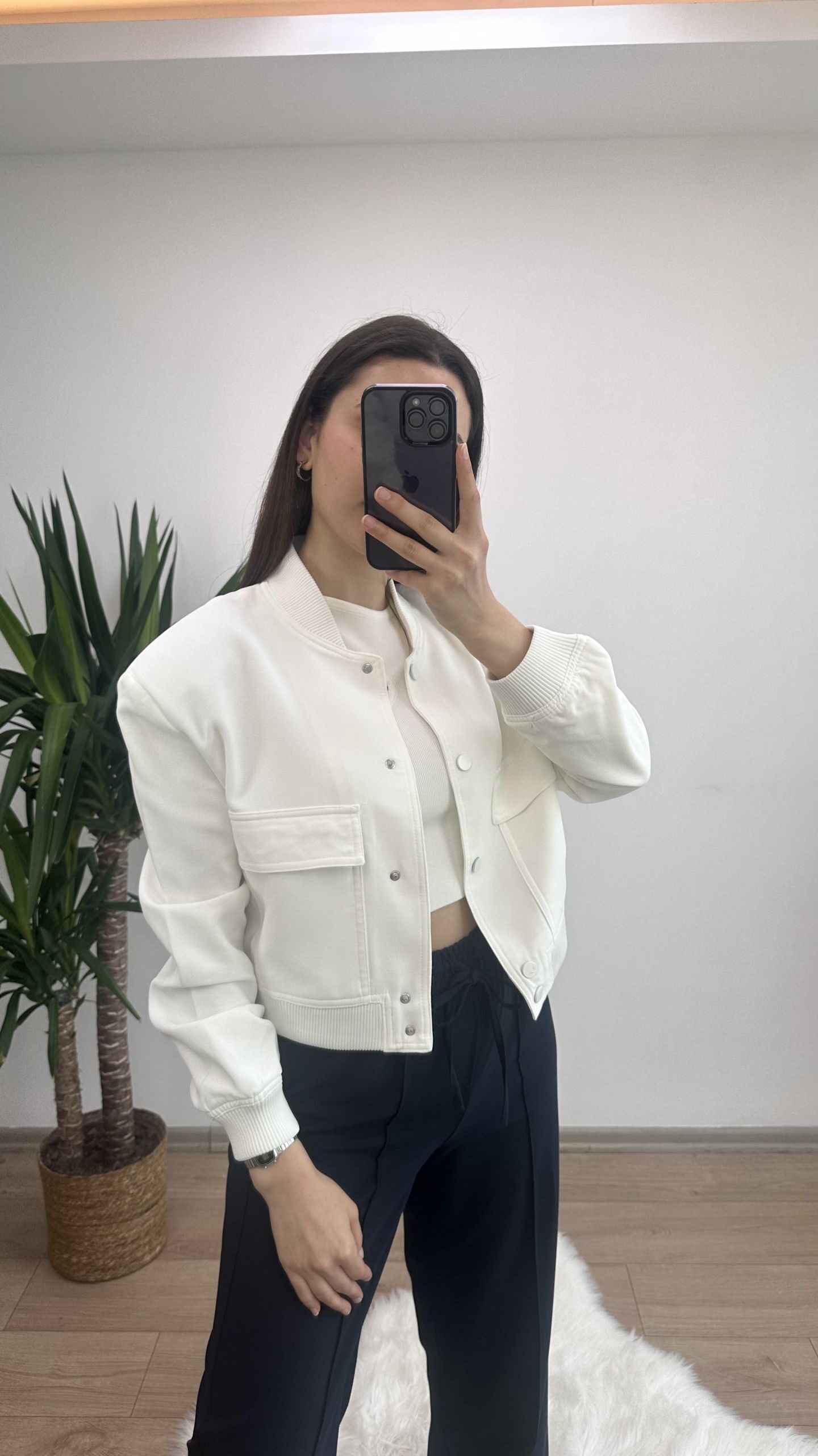 Beyaz Marka Model Bomber Ceket