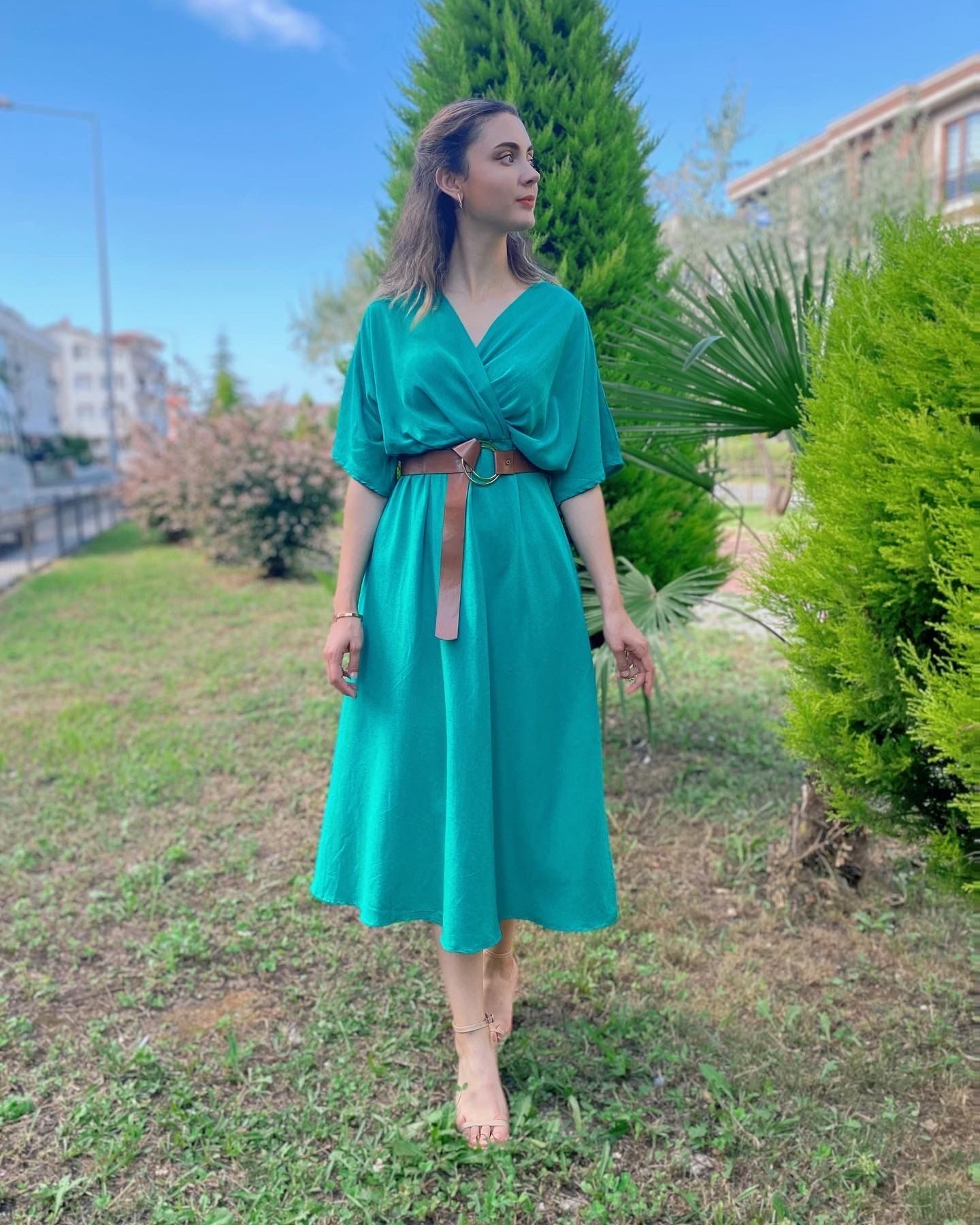 çimen Yeşil Kruvaze Keten Elbise