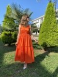 Turuncu Göğsü Fistolu Elbise