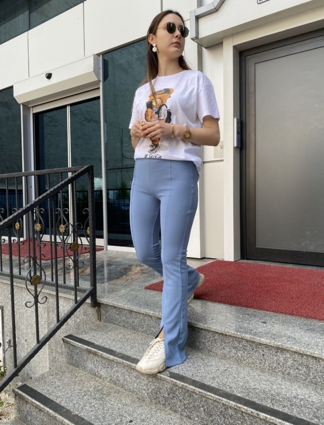 Açık Mavi Yırtmaçlı Pantolon