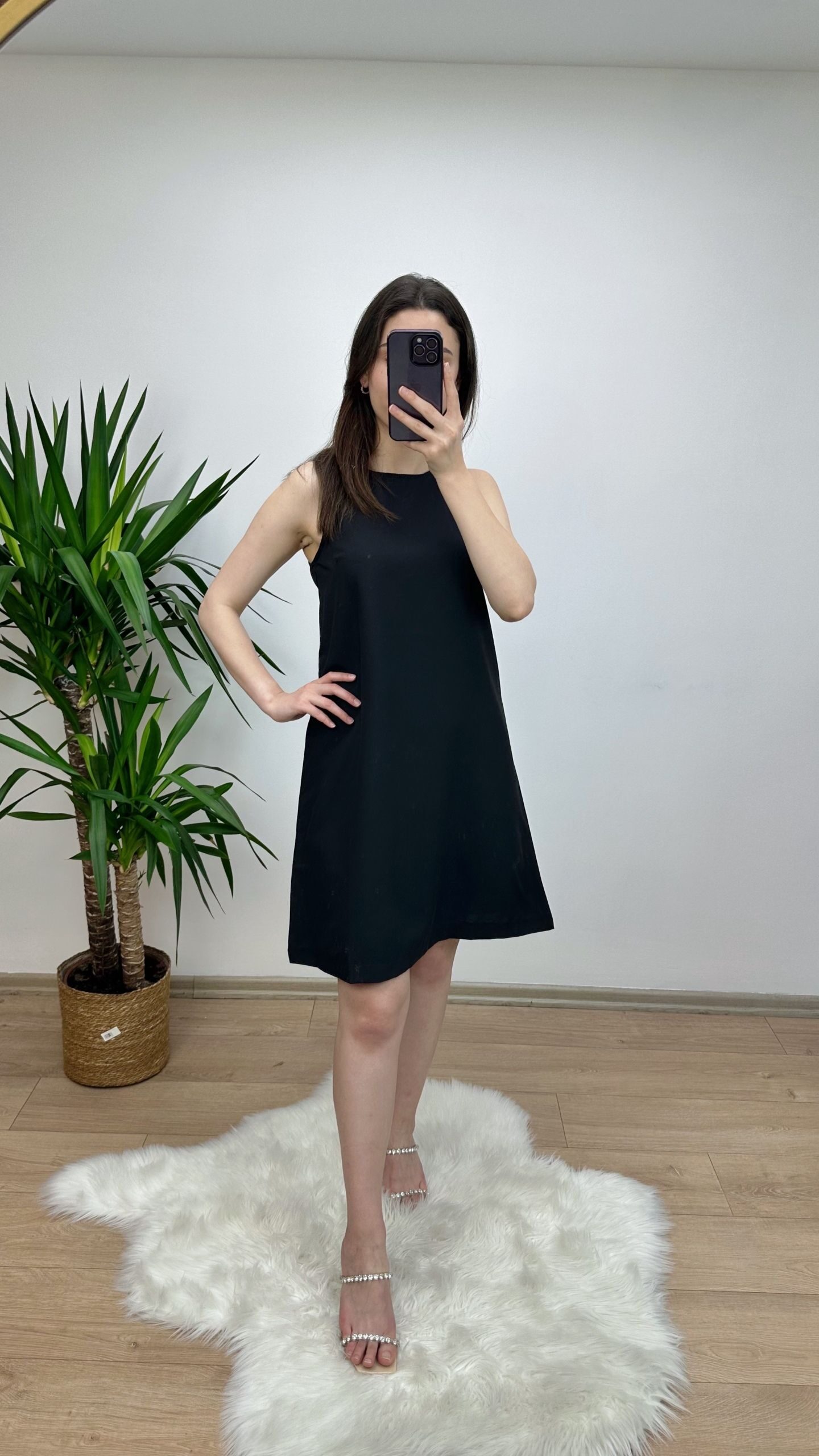 Siyah Çan Model Elbise