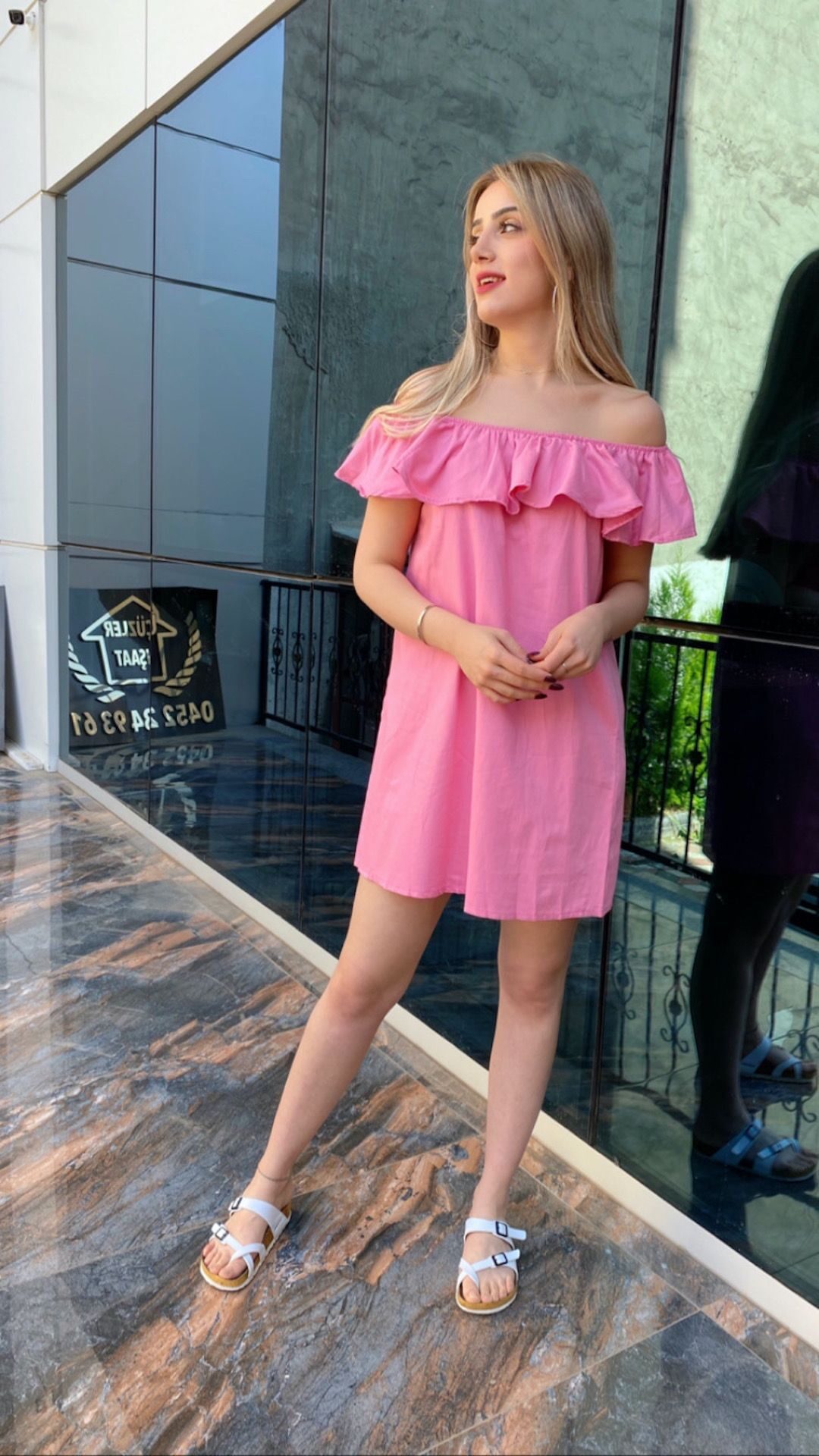 Pembe Madonna Yaka Mini Elbise - Görsel 6