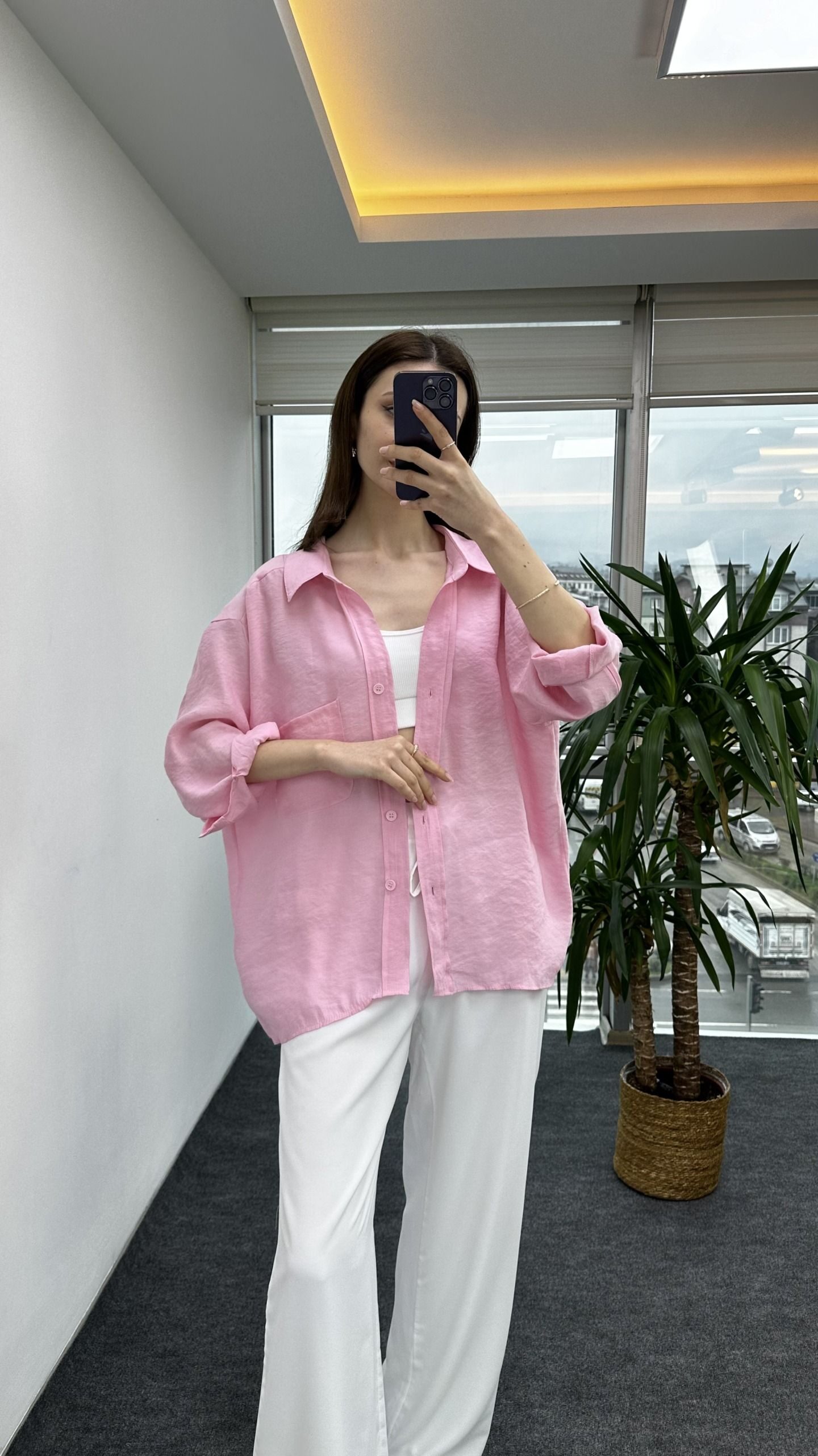 Toz Pembe Düşük Omuz Oversize Gömlek
