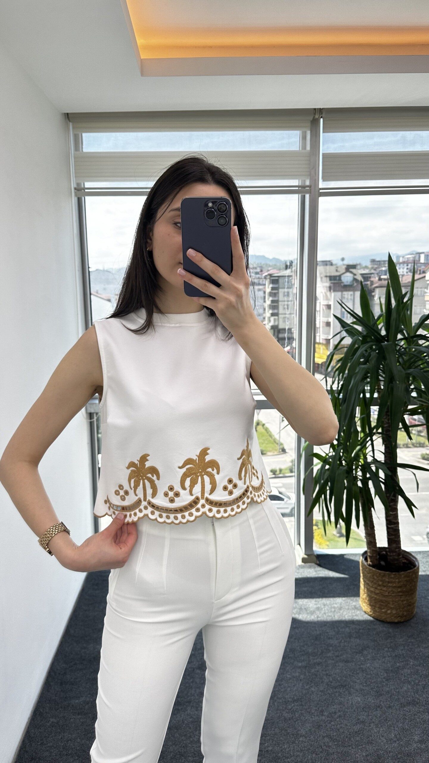 Güpür Detay Premium Bluz - Görsel 4